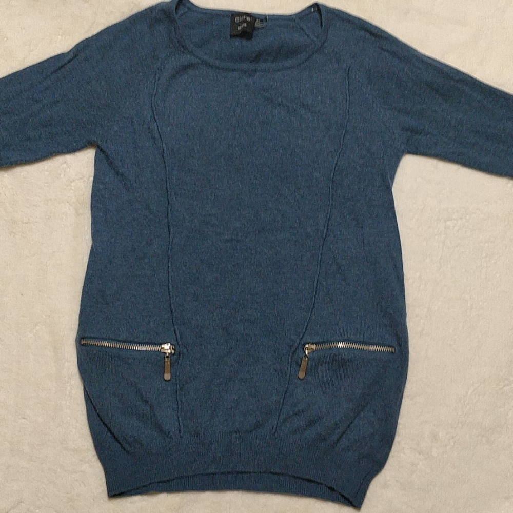 Blue sweater Wool & Acrylic with Pockets XS